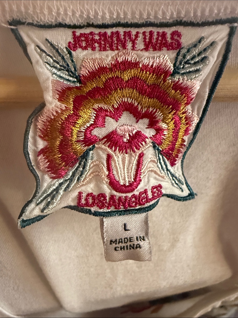 Johnny Was Embroidered White Sleeveless Women's Top with Peacock Motif - Picture 2 of 6